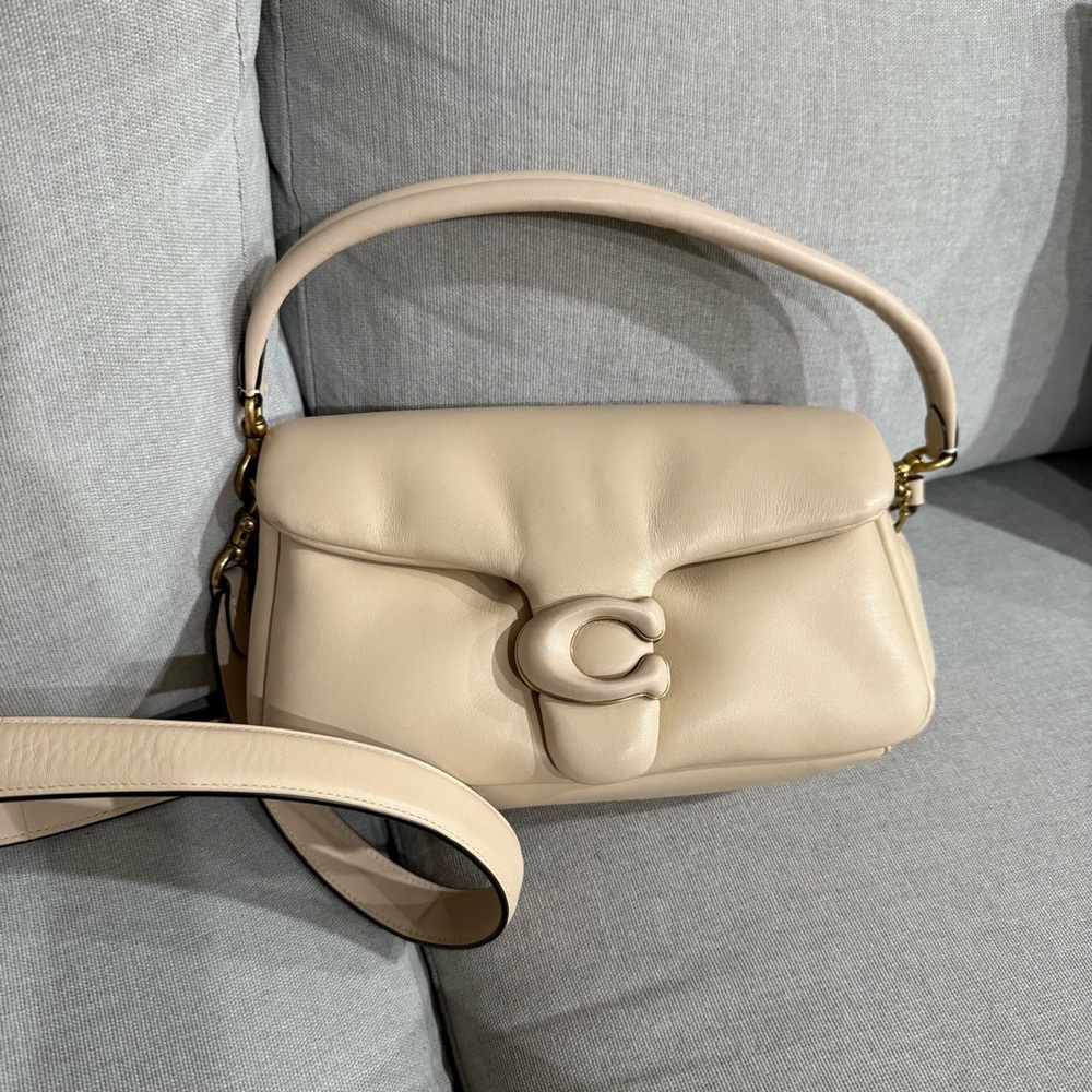 Coach Tabby 26 Pillow Bag